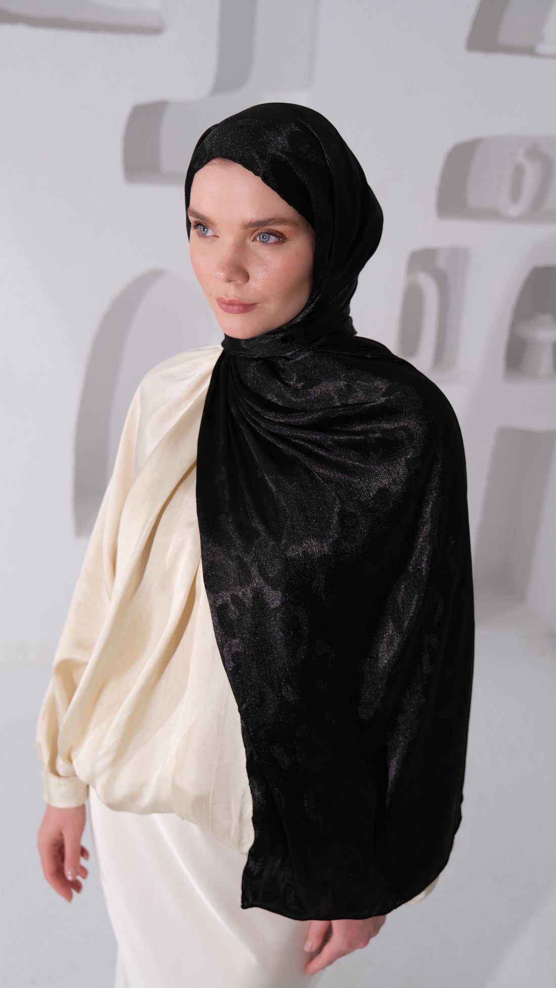Pure Şal Ametist siyah desenli tesettür şalı – Feminor
