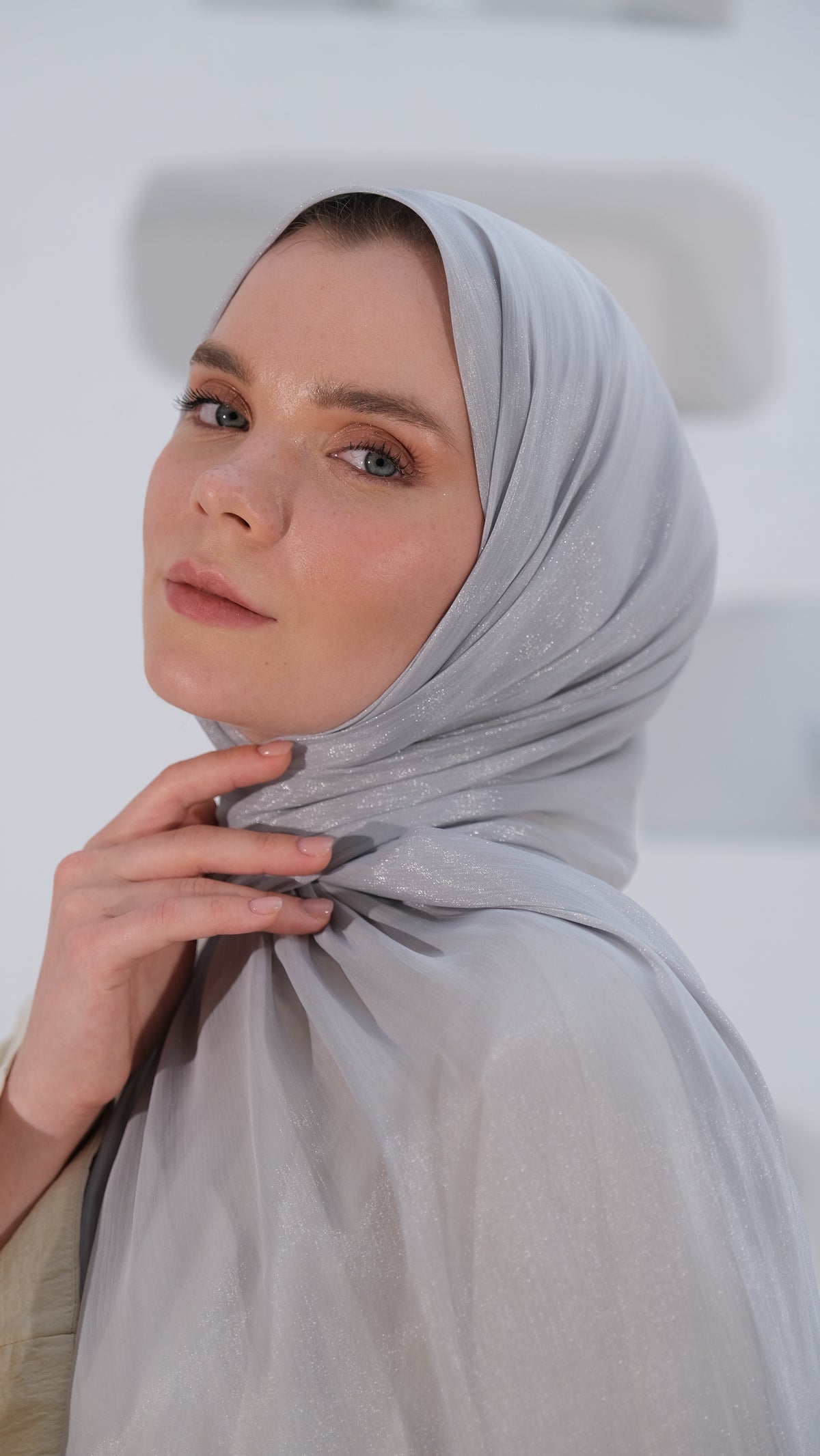 Aura Şal Açık Gri tesettür şalı – 3. görsel