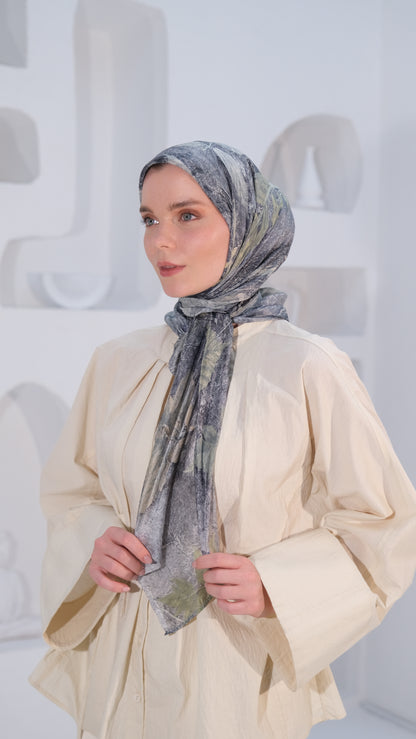 Heirloom No. 02 %100 ipek eşarp – 3. görsel